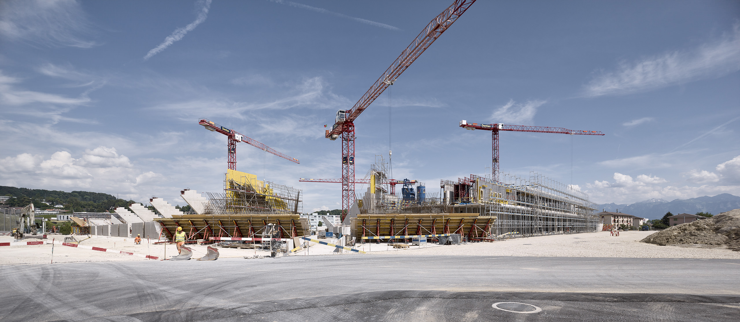 Stade de la Tuilière, Lausanne